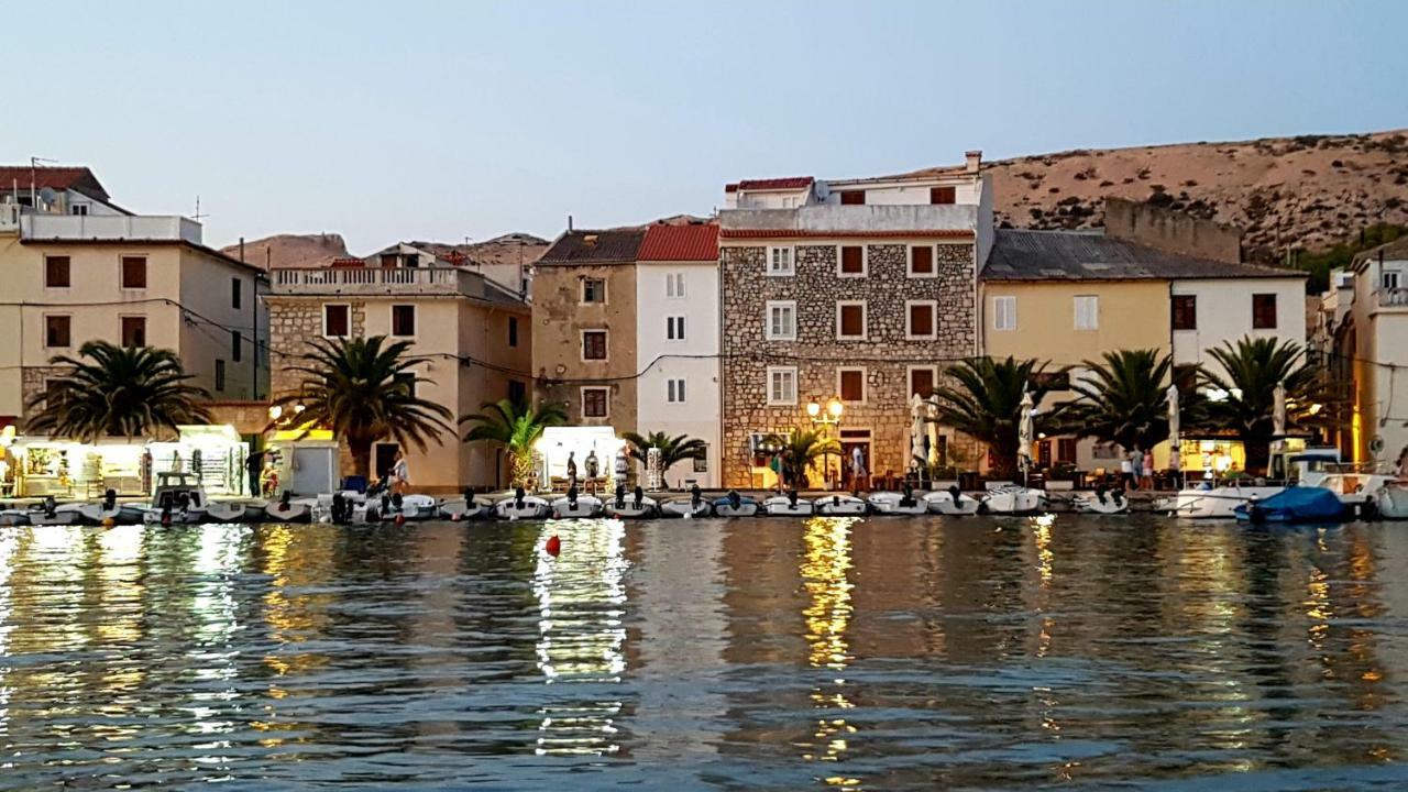 Salt & Stone Villa Pag Town Buitenkant foto